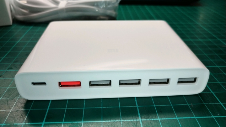 【微開箱】小米行充、無線滑鼠、雙/六口充電器