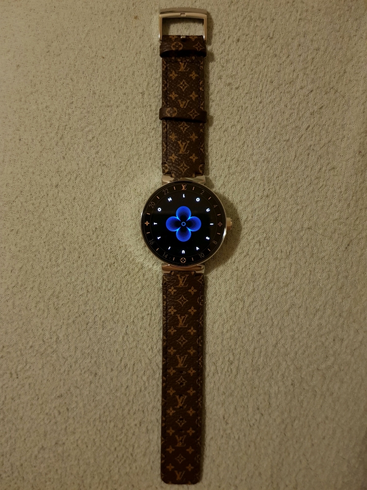 LV Tambour Horizon智慧錶簡單開箱