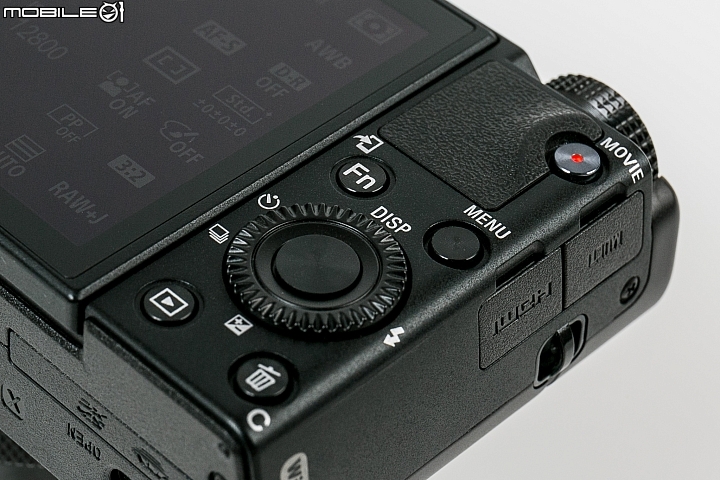 Sony Cyber-Shot DSC-RX100M6,機背按鍵的區域 Sony Cyber-Shot DSC-RX100M6,機背按鍵的區域