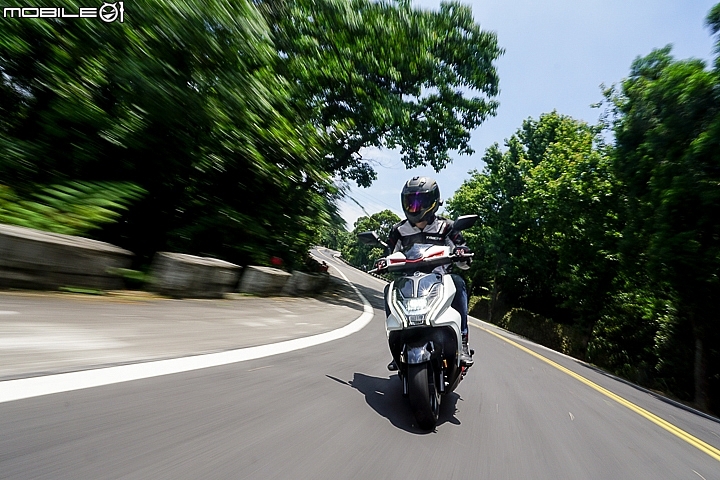 SYM FNX 125 實際試駕照片 SYM FNX 125 實際試駕照片
