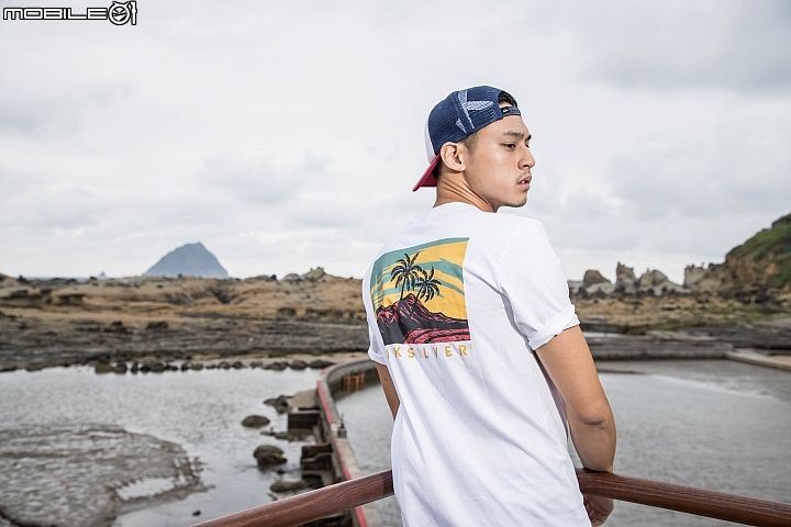 Quiksilver夏季衝浪短褲開箱實穿分享 Quiksilver夏季衝浪短褲開箱實穿分享