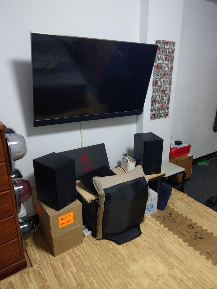 都沒人發過的 TCL C2 55吋 路人版簡易開箱文