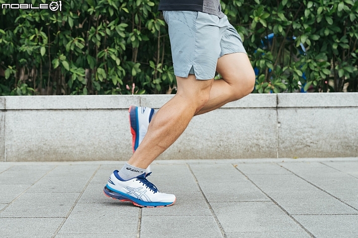 GEL-KAYANO 25實跑 GEL-KAYANO 25實跑