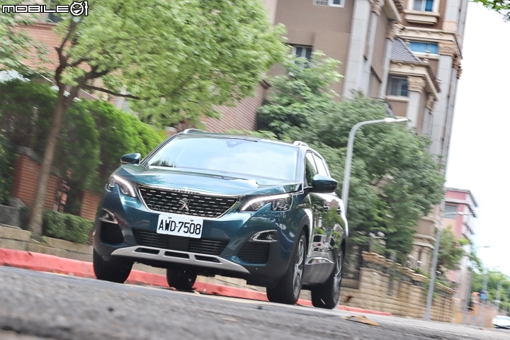 Peugeot 5008 1.6L BlueHDi試車報導 七人舒適同享的獨特設計感