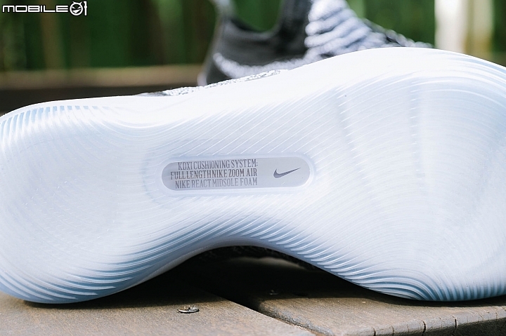 Kevin Durant第十一代簽名戰靴Nike KD XI 結合Zoom Air與React發泡中底 Kevin Durant第十一代簽名戰靴Nike KD XI 結合Zoom Air與React發泡中底