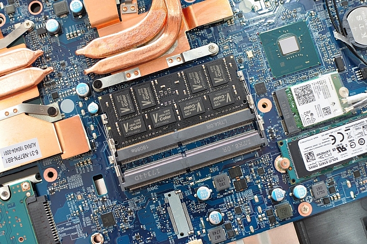 GIGABYTE Sabre 17-W8,八代新機測試報告