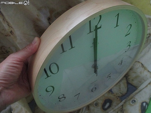 開箱~台灣第一品牌【"★法詩★計時電波鐘 (自動對時)"AW-702】~嵌合現代人的生活脈絡且精準報時。