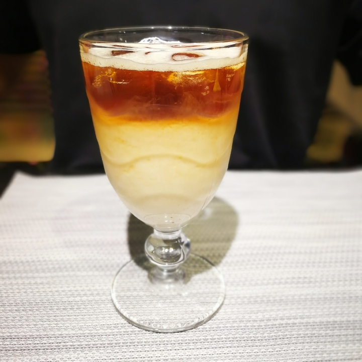 【台南咖啡館】咖啡伴 Caffe Bene|韓國市佔第一連鎖咖啡|「台南僅此一家」|現場完整複製原裝進口|風靡全球的韓式料理炫風|置身韓劇場景當個文青