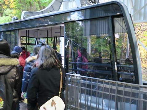 帶著公婆去旅行─太平洋旅行社