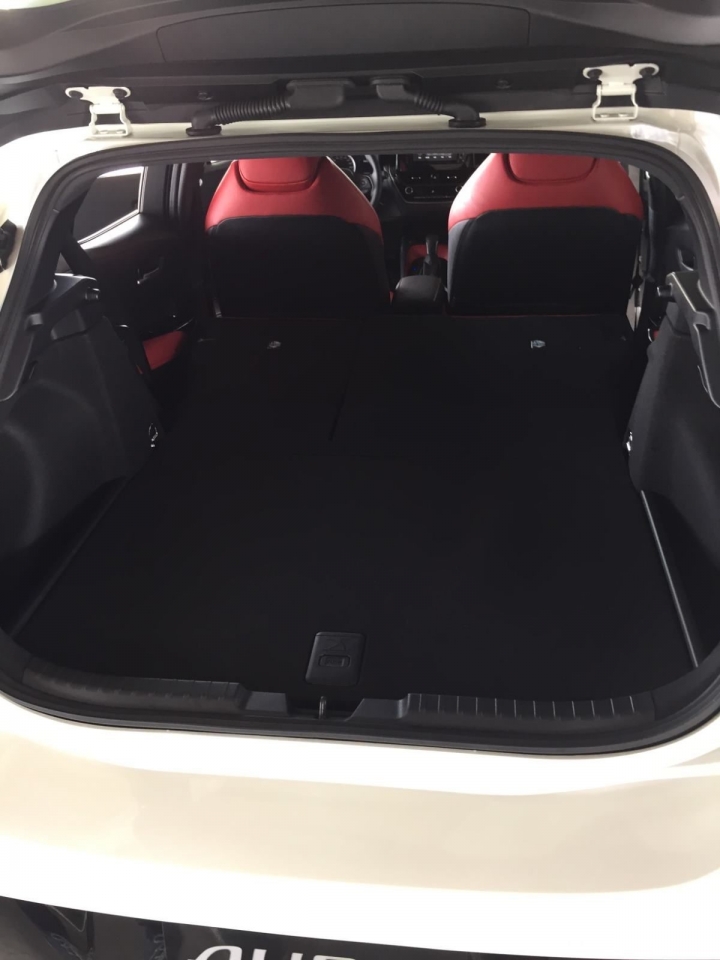 Toyota Auris大鵬灣試駕心得