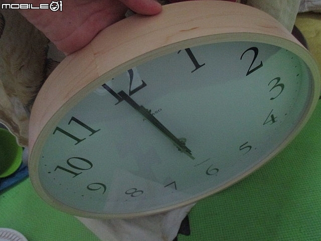 開箱~台灣第一品牌【"★法詩★計時電波鐘 (自動對時)"AW-702】~嵌合現代人的生活脈絡且精準報時。