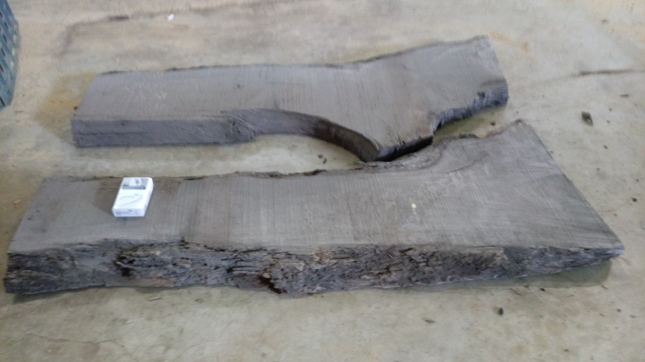 Epoxy櫸木河流桌開箱