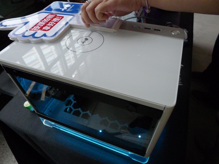 2018XF台北網聚~電腦就醬玩!電競、水冷、挖礦 多元應用體驗會心得