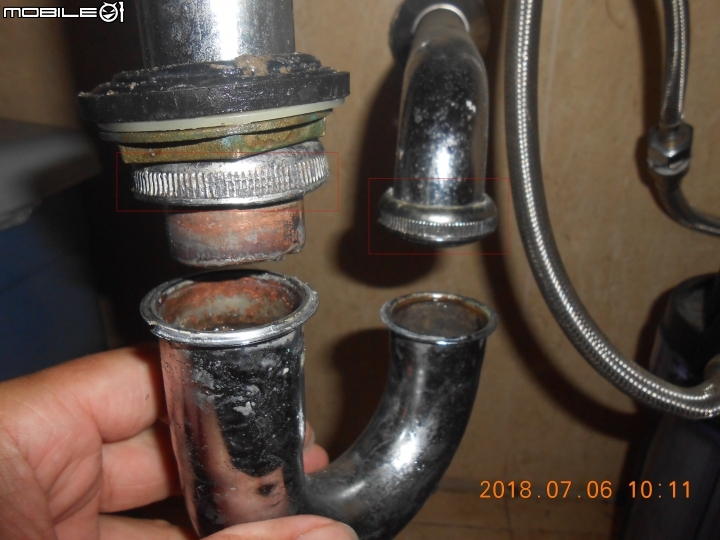 按壓式落水頭更換之排水管更換