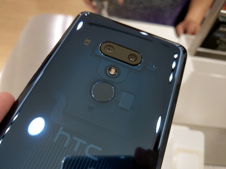 HTC U12+體驗分享及特別企劃高雄亞太生活圈網速實測大PK