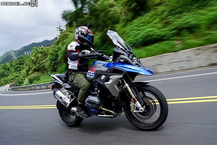 2018 BMW Motorrad R1200GS Rallye 山路彎道試駕 2018 BMW Motorrad R1200GS Rallye 山路彎道試駕