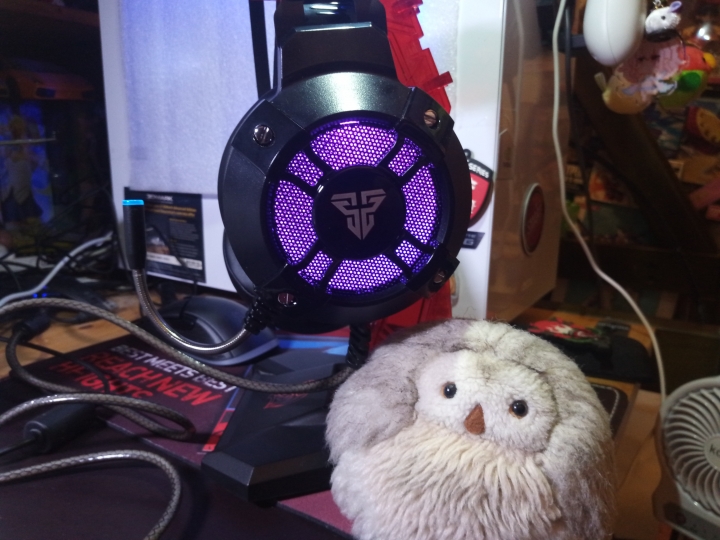 幻彩大進擊!Fantech CAPTAIN7.1電競耳機開箱