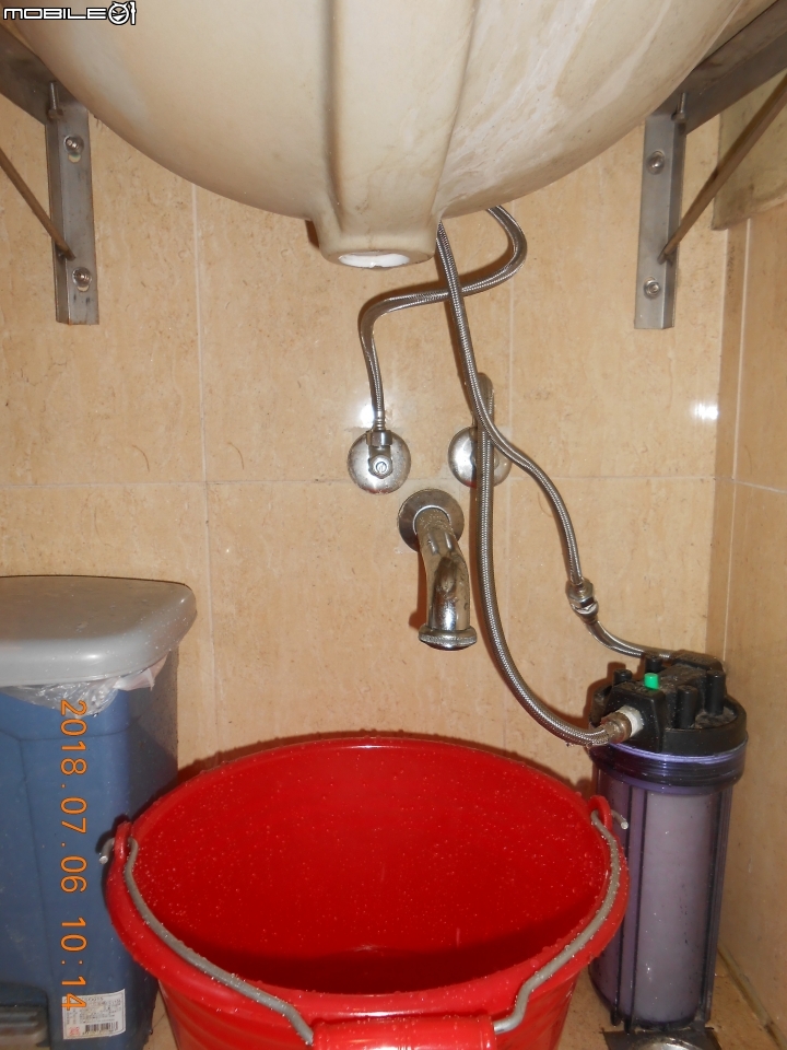 按壓式落水頭更換之排水管更換