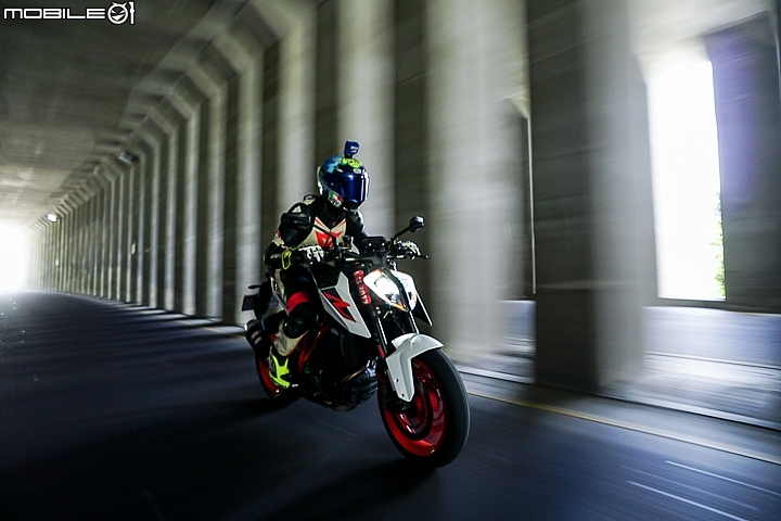 2018 KTM 1290 Super Duke R試駕 暴力公爵回歸 2018 KTM 1290 Super Duke R試駕 暴力公爵回歸