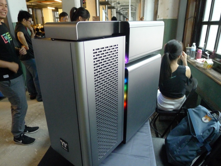 2018XF台北網聚~電腦就醬玩!電競、水冷、挖礦 多元應用體驗會心得