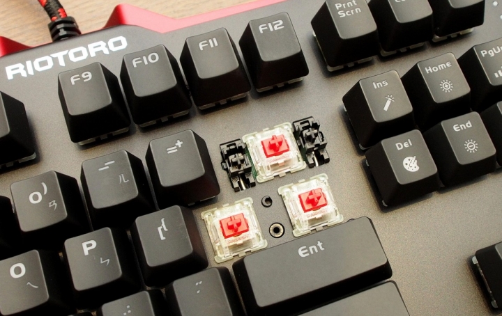 Riotoro Ghostwriter Elite 機械式鍵盤簡單開箱