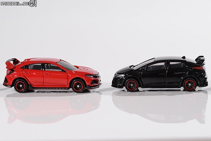 TOMICA Honda Civic Type R FK8/FK2前、後代對照 TOMICA Honda Civic Type R FK8/FK2前、後代對照