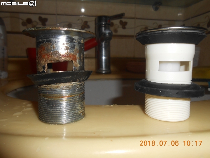 按壓式落水頭更換之排水管更換