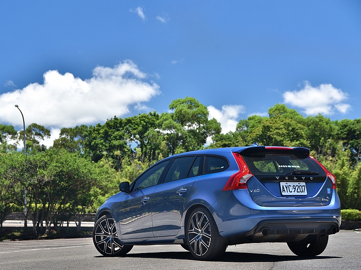 Volvo V60 Polestar 2018年式試駕 把握最後一次相會！