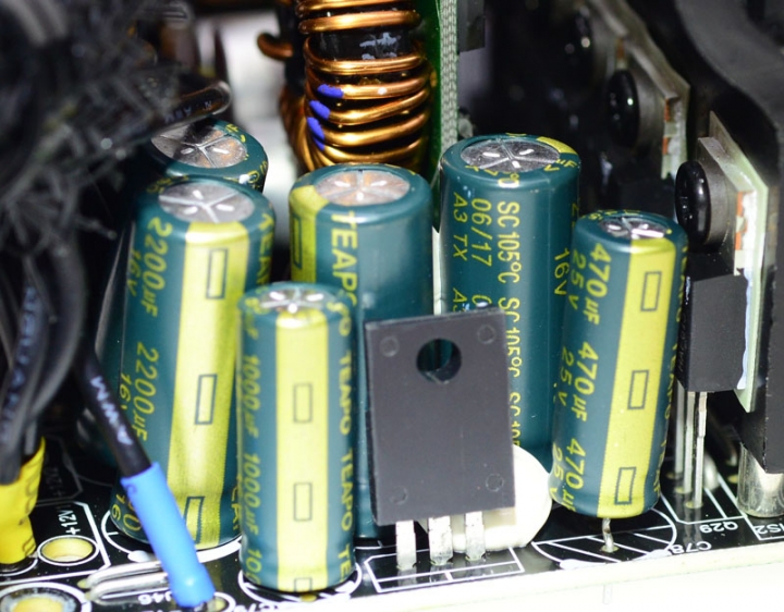 Cougar GX-S 750W金牌直出線電源開箱測試