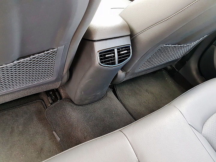 現代汽車 IONIQ Hybrid 試駕心得分享