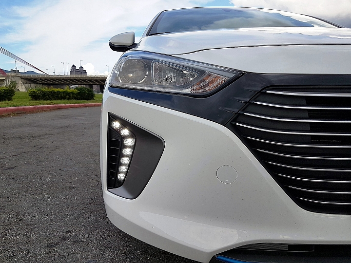 現代汽車 IONIQ Hybrid 試駕心得分享