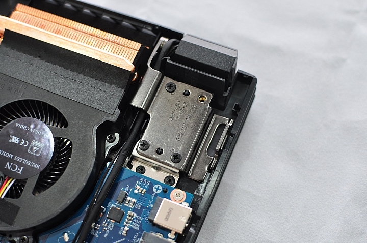 GIGABYTE Sabre 17-W8,八代新機測試報告
