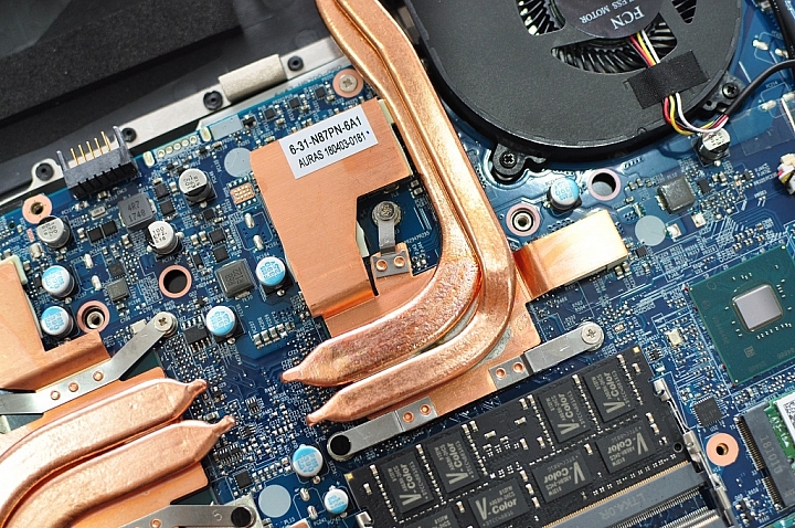 GIGABYTE Sabre 17-W8,八代新機測試報告
