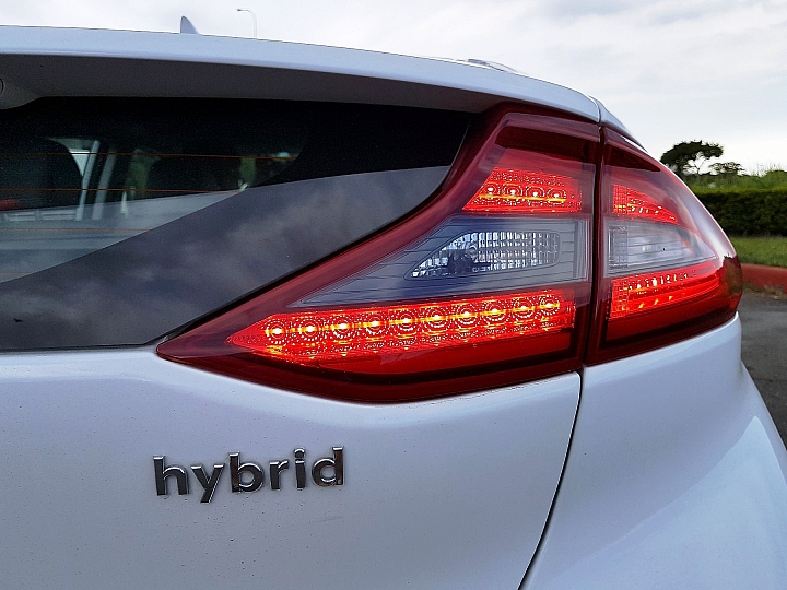 現代汽車 IONIQ Hybrid 試駕心得分享