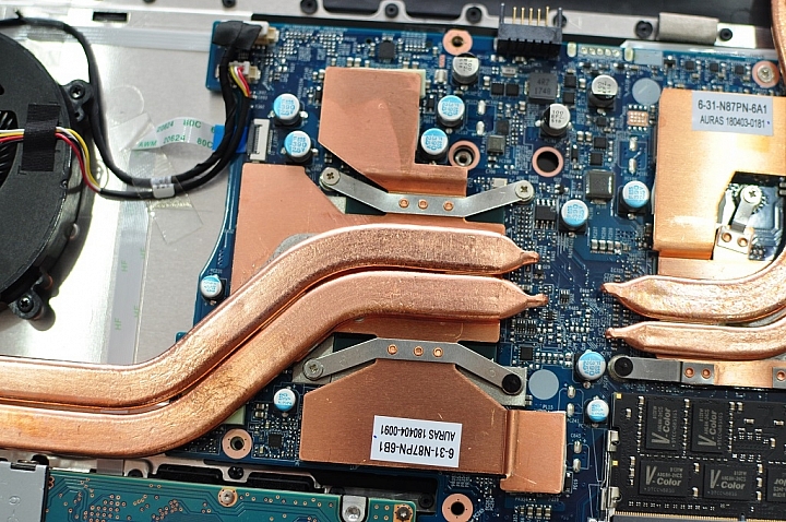 GIGABYTE Sabre 17-W8,八代新機測試報告