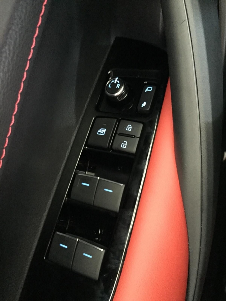 Toyota Auris大鵬灣試駕心得