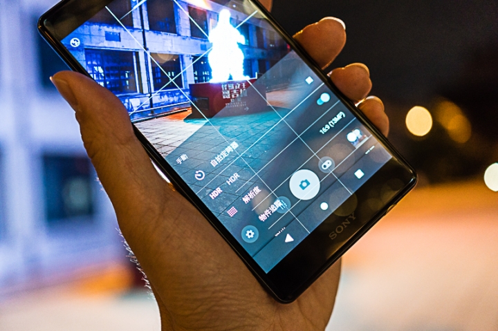 松菸試拍Xperia XZ2 Premium,挑戰夜拍無極限!