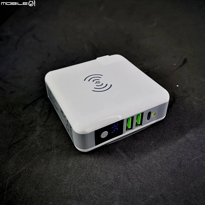 【開箱放毒分享】 手機充電超級霸 3合1 行動電源+無線充電+全球插頭