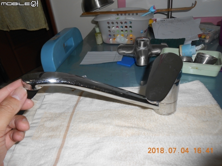 水龍頭的陶瓷閥芯更換