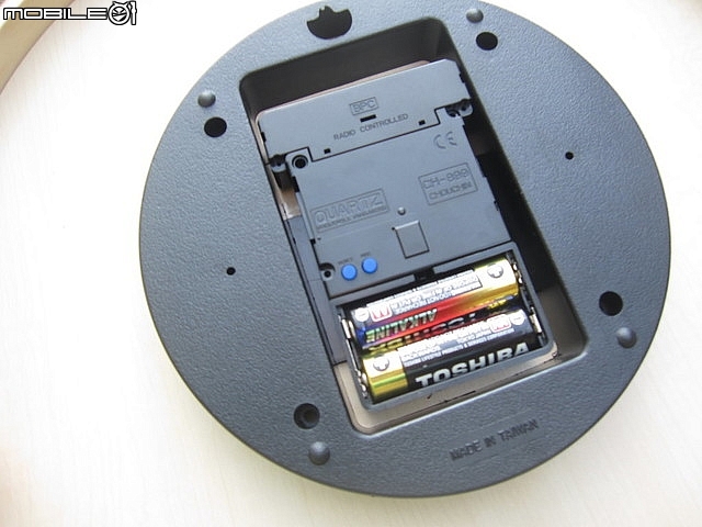 開箱~台灣第一品牌【"★法詩★計時電波鐘 (自動對時)"AW-702】~嵌合現代人的生活脈絡且精準報時。