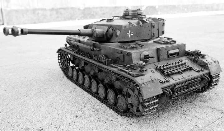 Heng Long 1/16 四號戰車(Panzerkampfwagen IV)