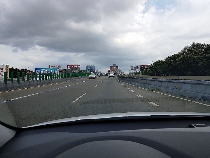 現代汽車 IONIQ Hybrid 試駕心得分享