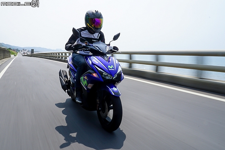 YAMAHA AEROX 155 目前總共分為三種版本,分別是普通版本、R 版本與最高階的 ABS 版本 YAMAHA AEROX 155 目前總共分為三種版本,分別是普通版本、R 版本與最高階的 ABS 版本