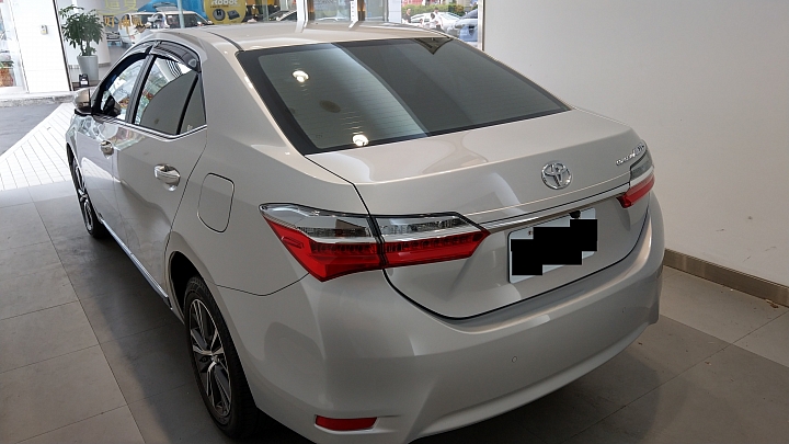 Toyota Altis 豪華智能版開箱分享