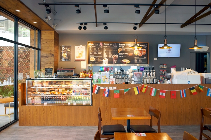 【台南咖啡館】咖啡伴 Caffe Bene|韓國市佔第一連鎖咖啡|「台南僅此一家」|現場完整複製原裝進口|風靡全球的韓式料理炫風|置身韓劇場景當個文青