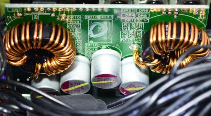 Cougar GX-S 750W金牌直出線電源開箱測試