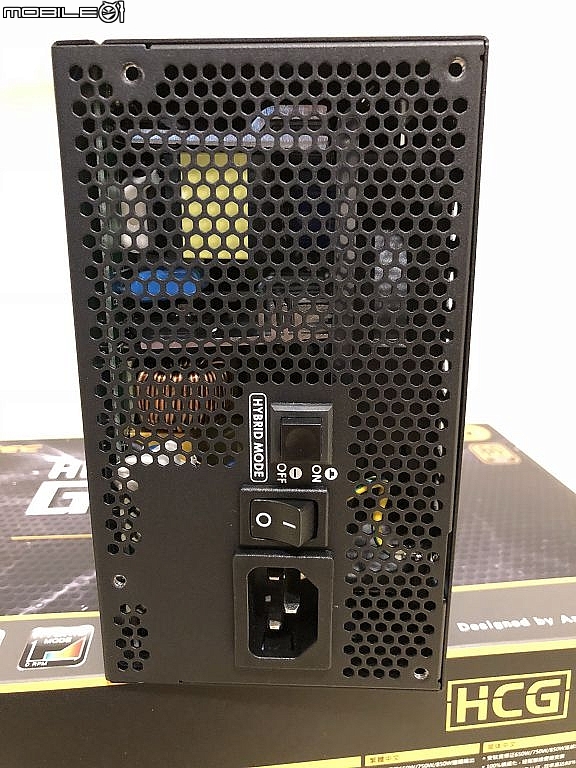 10年保固的 Antec HCG 全模組 650W 簡單開箱