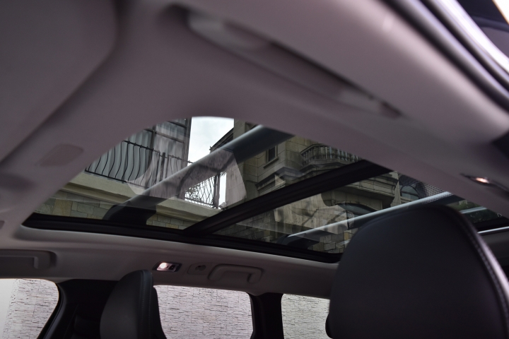 歡喜迎雷神!volvo V90 Cross Country入厝曬照