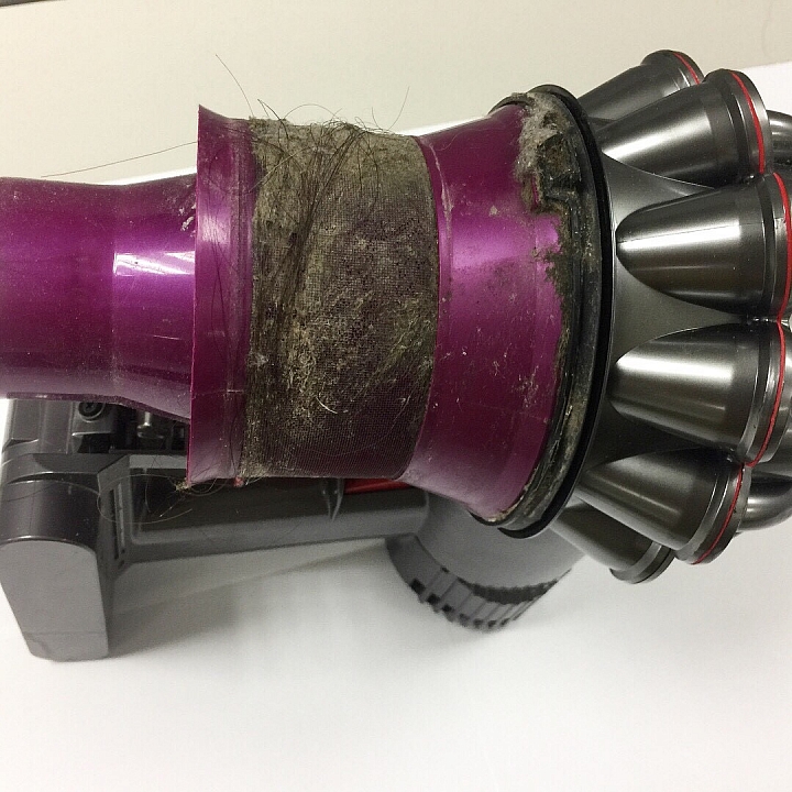 不清潔不敢拿來吸床墊的Dyson V6