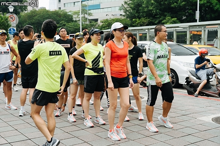 Run with Morris! 體驗Nike Zoom Pegasus Turbo帶來的全新感受。